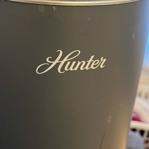 Hunter HP400 Tower Air Purifier w/ EcoSilver and HEPA Filtration